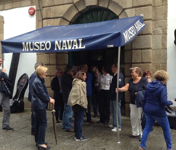 Visita al Museo Naval, Castillo de San Felipe y Comida en Sedes